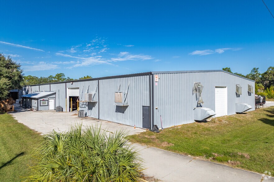 More Photos Of 1520 S Suncoast Blvd, Homosassa Manufacturing For Lease