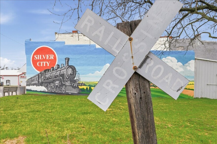 More Photos Of 405 Main St, Silver City Restaurant For Sale