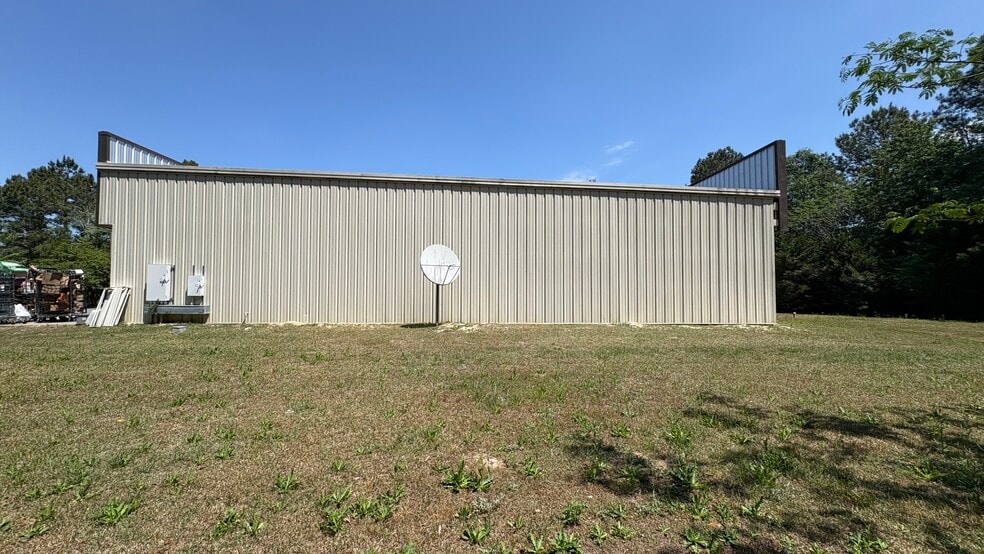More Photos Of 2085 NW Longwood Rd, Longwood Freestanding For Sale