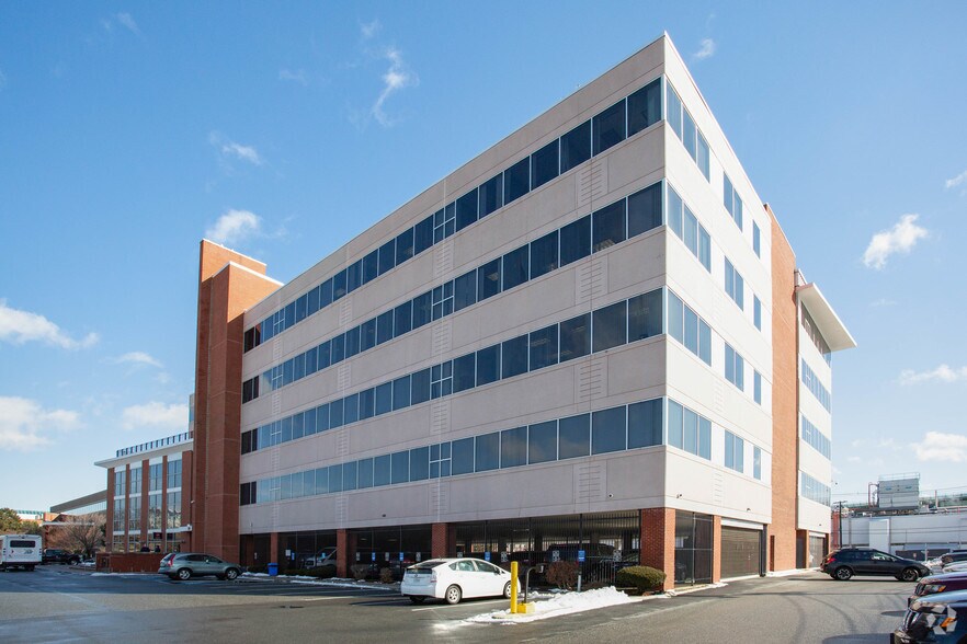 Primary Photo Of 70 Everett Ave, Chelsea Office For Lease