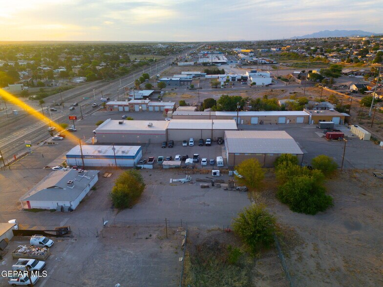 More Photos Of 5368 Doniphan Dr, El Paso Service For Sale