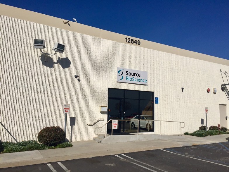 More Photos Of 12649 Ann St, Santa Fe Springs Research And Development For Lease