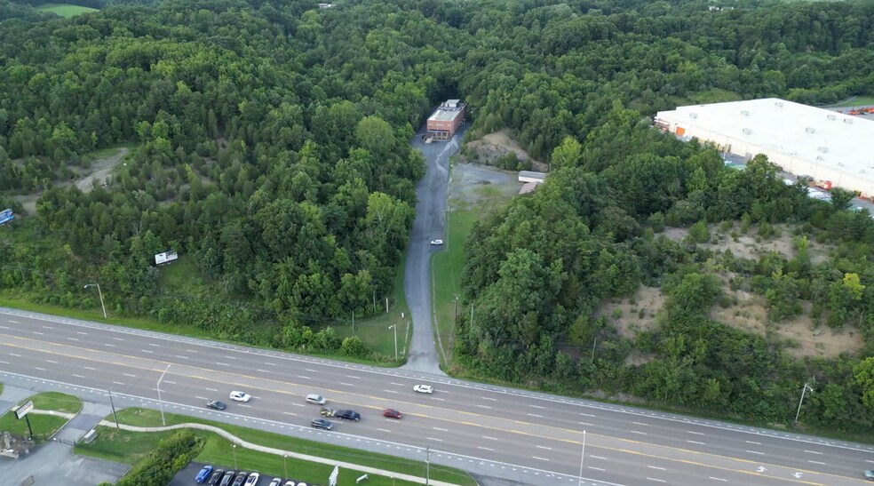 More Photos Of 926 E Stone Dr, Kingsport Land For Sale