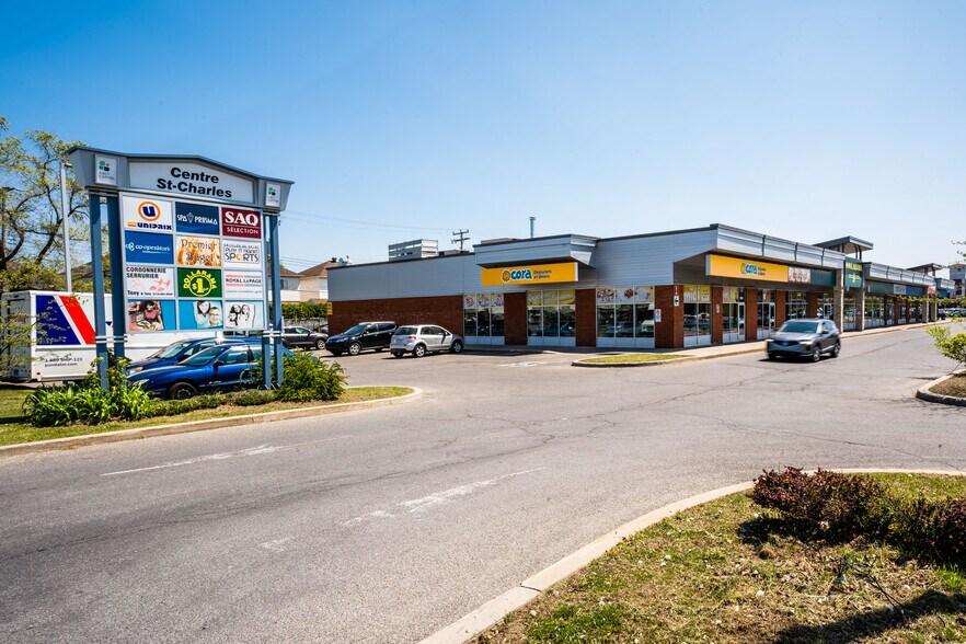 More Photos Of 2953 Boul Saint-Charles, Kirkland Unknown For Lease