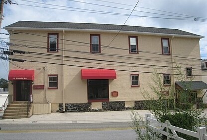 More Photos Of 15-19 Waterloo Ave, Berwyn Office For Lease