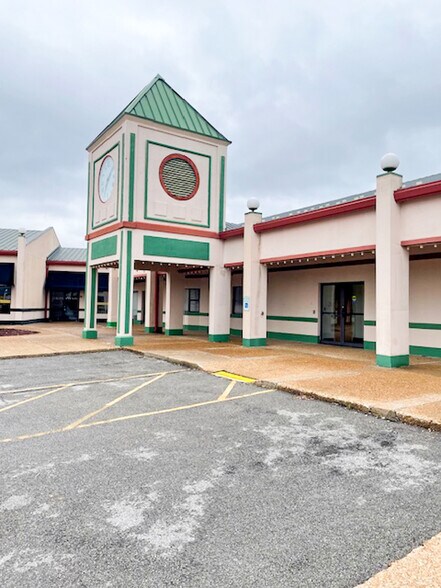 More Photos Of 1620-1680 Lebanon Ave, Belleville Unknown For Lease