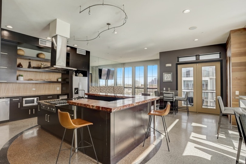 More Photos Of 2800 Kirby Dr, Houston Apartments For Lease