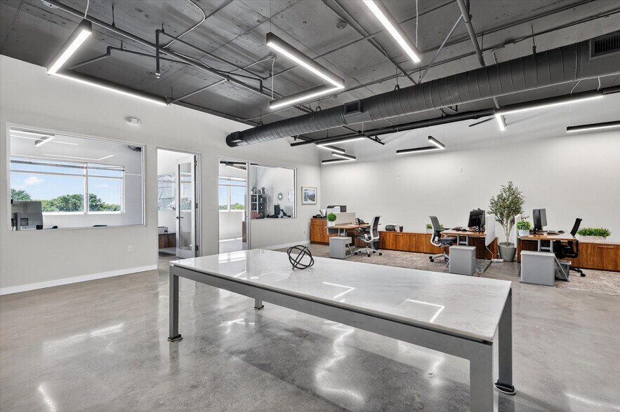 More Photos Of 7301 SW 57th Ct, South Miami Office For Sale