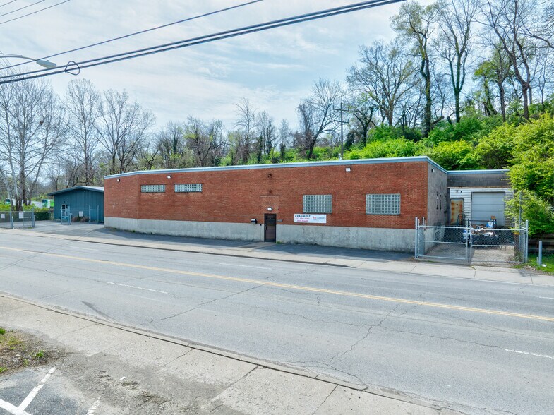 Primary Photo Of 1243 Tennessee Ave, Cincinnati Industrial For Sale