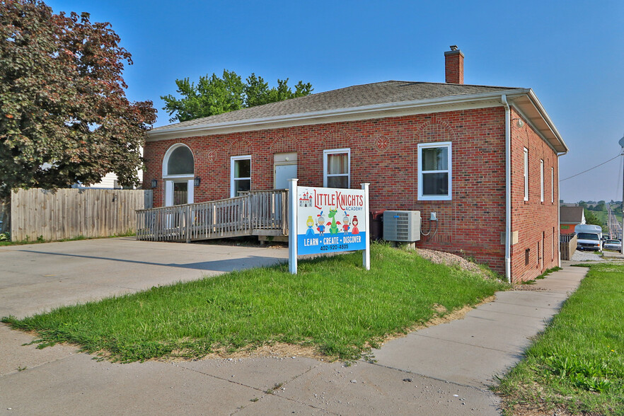 Primary Photo Of 101 E D St, Elmwood Freestanding For Sale