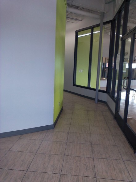 More Photos Of 3634 Austin Peay Hwy, Memphis Medical For Sale