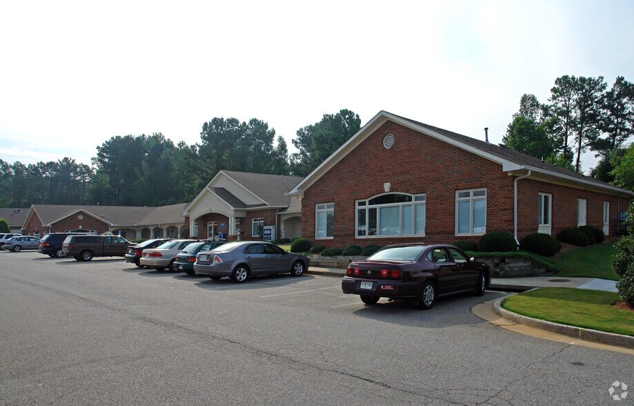 More Photos Of 1605 Highway 34, Newnan Office For Lease