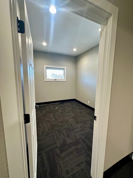 More Photos Of 140 E 22nd St, Fremont Medical For Sale