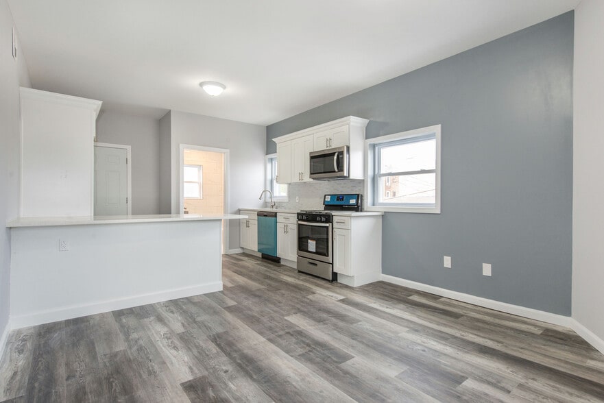 More Photos Of 47 Washington Ave, Nutley Apartments For Lease