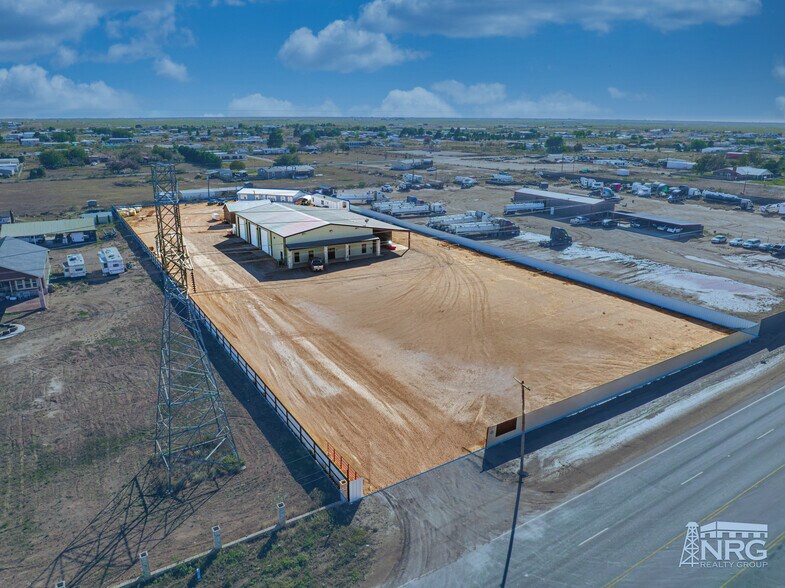 More Photos Of 10916 E Cottonwood Rd, Gardendale Warehouse For Lease