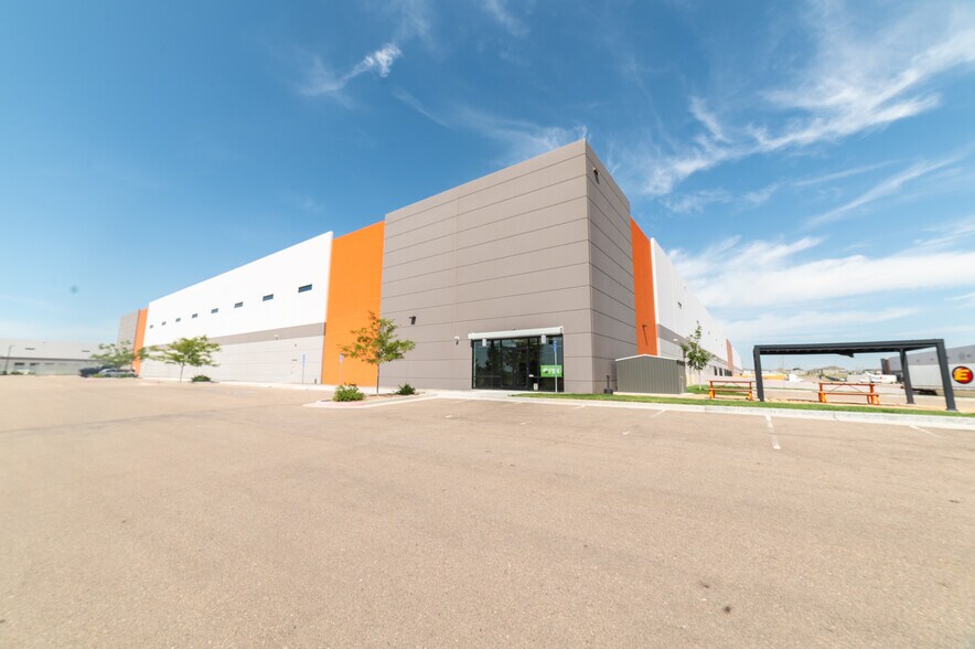 More Photos Of 22600 E I-76 Frontage Rd, Brighton Warehouse For Lease