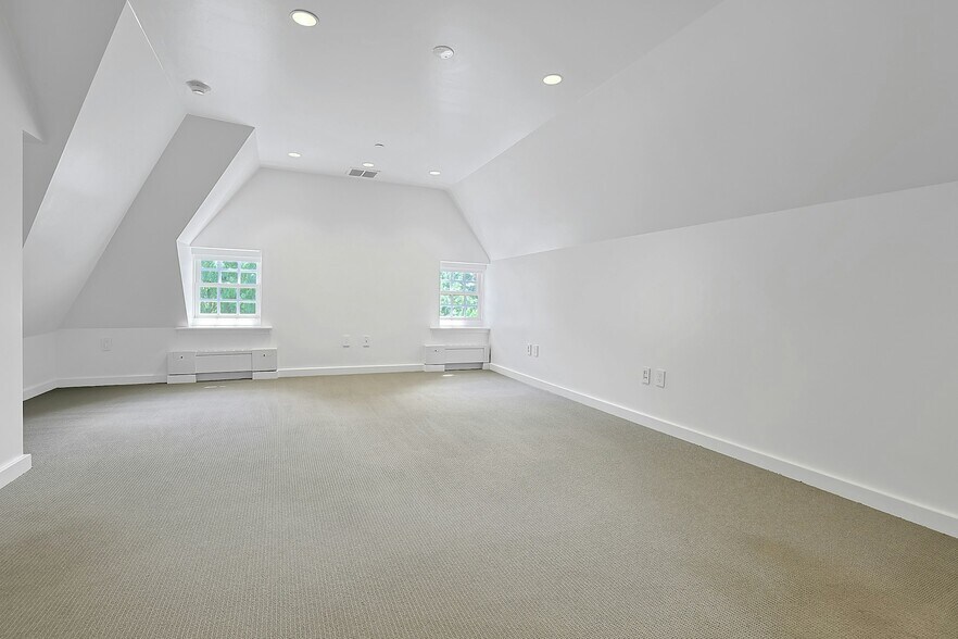 More Photos Of 20 Nazareth Way, Philipstown Specialty For Sale