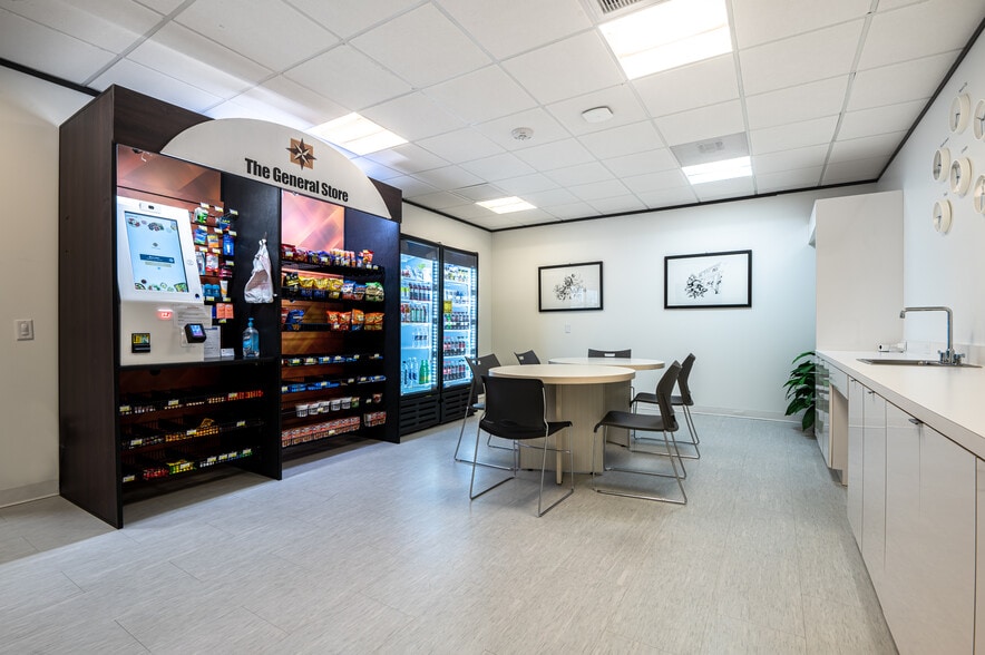 More Photos Of 25211 Grogans Mill Rd, The Woodlands Office Residential For Lease