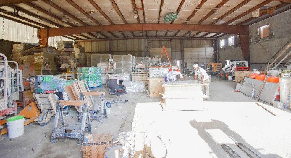 More Photos Of 5408 Branchville Rd, College Park Warehouse For Lease