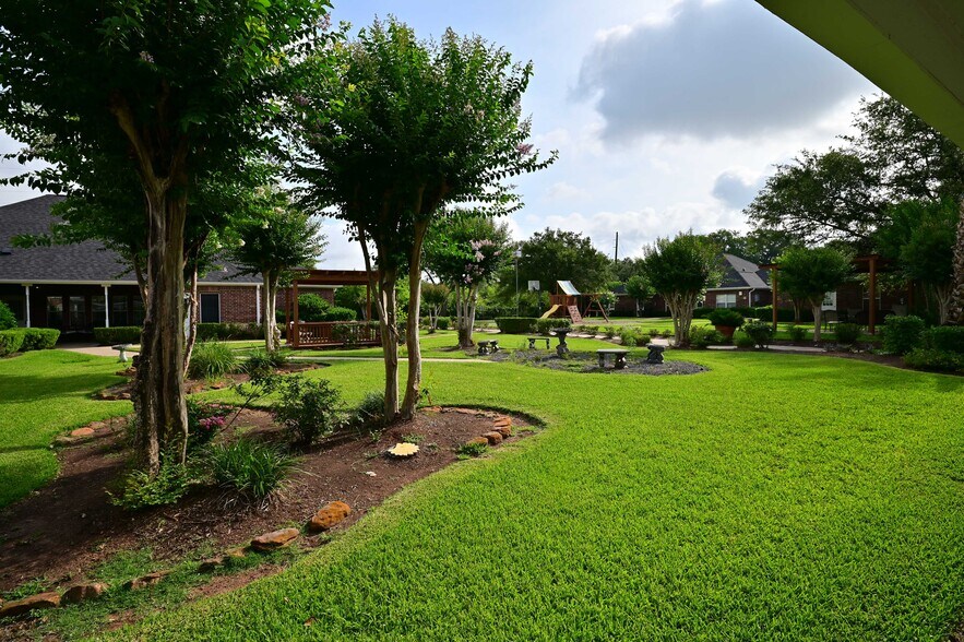 More Photos Of 2021 FM 1092 Rd, Missouri City Assisted Living For Sale