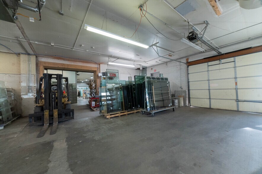 More Photos Of 710 12th St, Greeley Warehouse For Lease