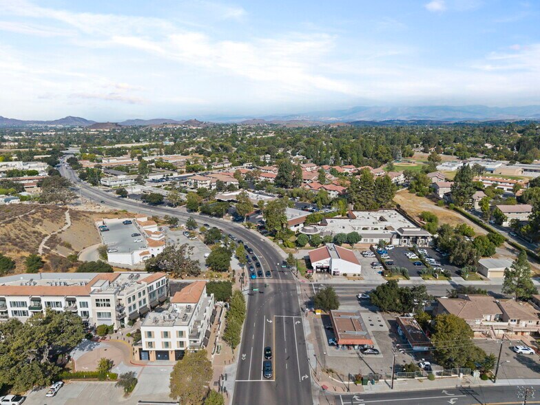 More Photos Of 1710 E Thousand Oaks Blvd, Thousand Oaks Apartments For Lease