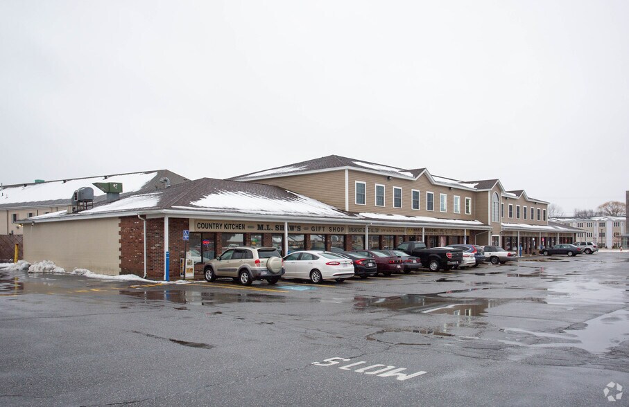 More Photos Of 14 Loon Hill Rd, Dracut General Retail For Sale