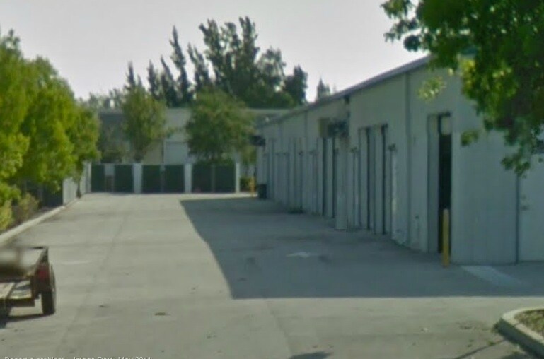 More Photos Of 1260-1296 SE Industrial Blvd, Port Saint Lucie Warehouse For Lease