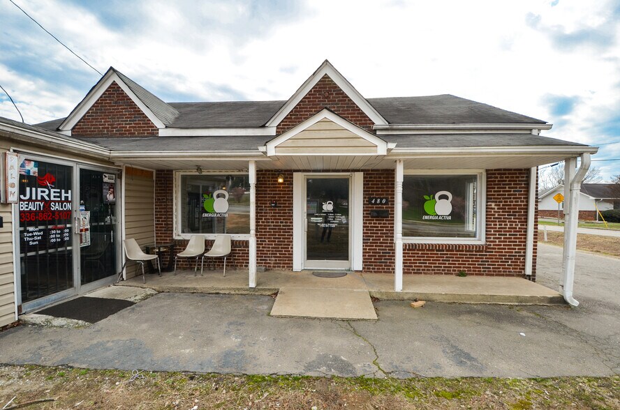 470 W Clemmonsville Rd, WinstonSalem, NC 27127 Freestanding For Sale