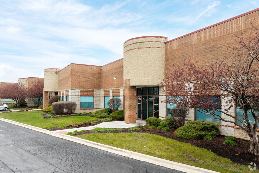 More Photos Of 8200 W 185th St, Tinley Park Coworking Space