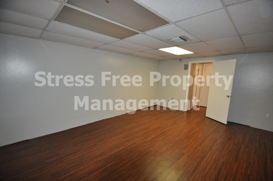 More Photos Of 2596 Nursery Rd, Clearwater Medical For Lease