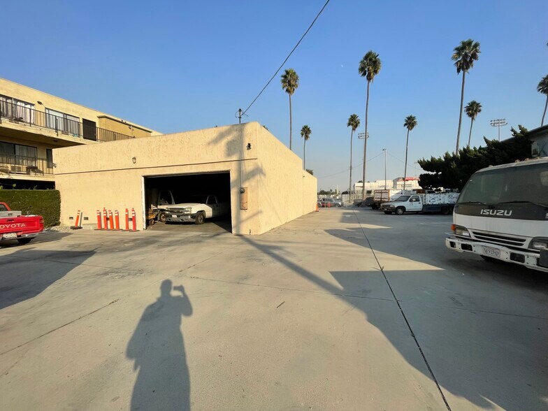 More Photos Of 1559 N Avalon Blvd, Wilmington Land For Sale