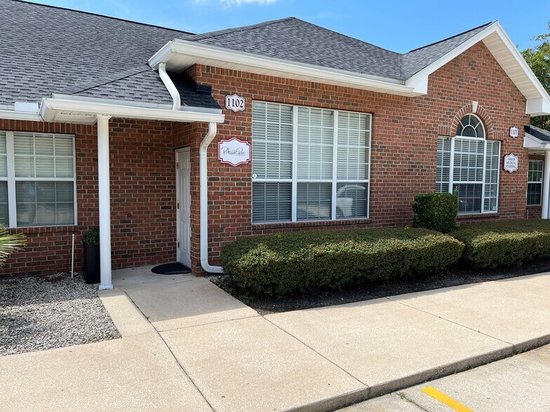 Primary Photo Of 8833 Perimeter Park Blvd, Jacksonville Office For Lease
