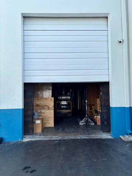More Photos Of 3100 NW 72nd Ave, Miami Warehouse For Sale