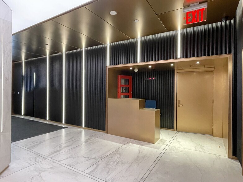 More Photos Of 136 E 57th St, New York Office For Lease