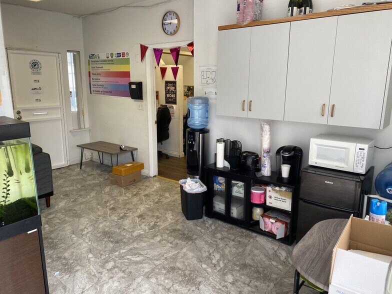 More Photos Of 7509 N San Fernando Rd, Burbank Land For Lease