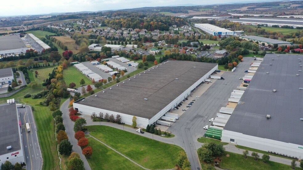 More Photos Of 250 Boulder Dr, Breinigsville Warehouse For Lease