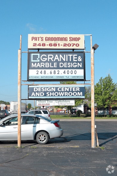 More Photos Of 2474-2486 Orchard Lake Rd, Keego Harbor Unknown For Lease