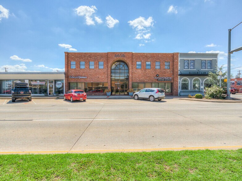 More Photos Of 6656 NW 39th Expy, Bethany Office For Lease