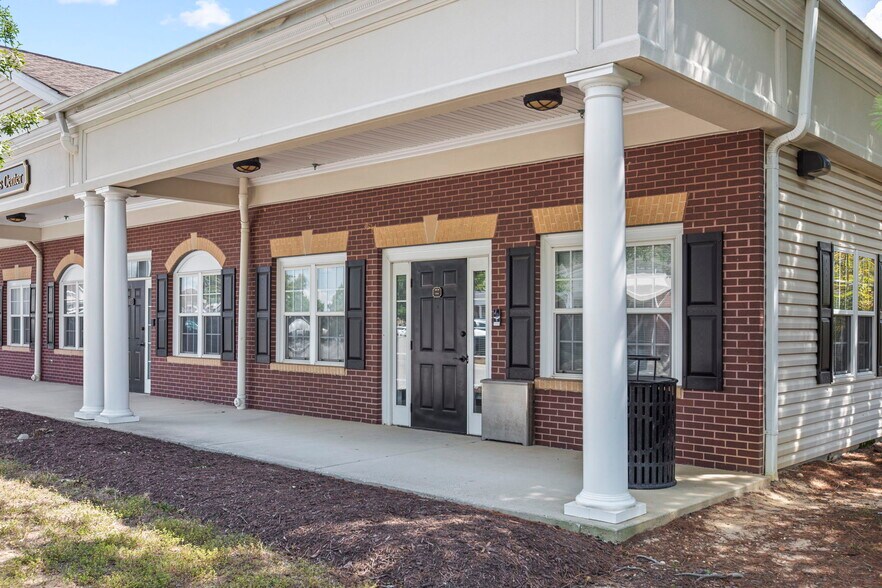 More Photos Of 14230 Park Center Dr, Laurel Office For Lease