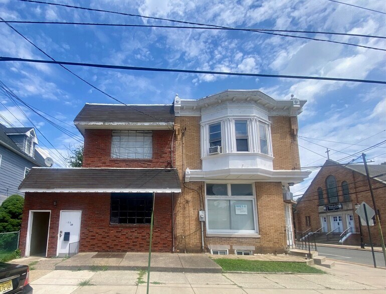More Photos Of 156 Chestnut Ave, Oaklyn Apartments For Sale