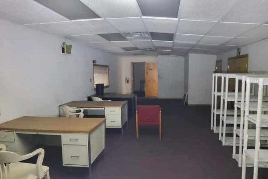 More Photos Of 1121 W Kentucky St, Louisville Distribution For Sale