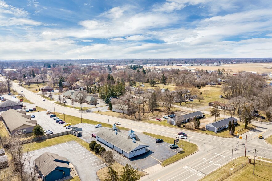 More Photos Of 1055 Laurence Ave, Jackson Freestanding For Sale