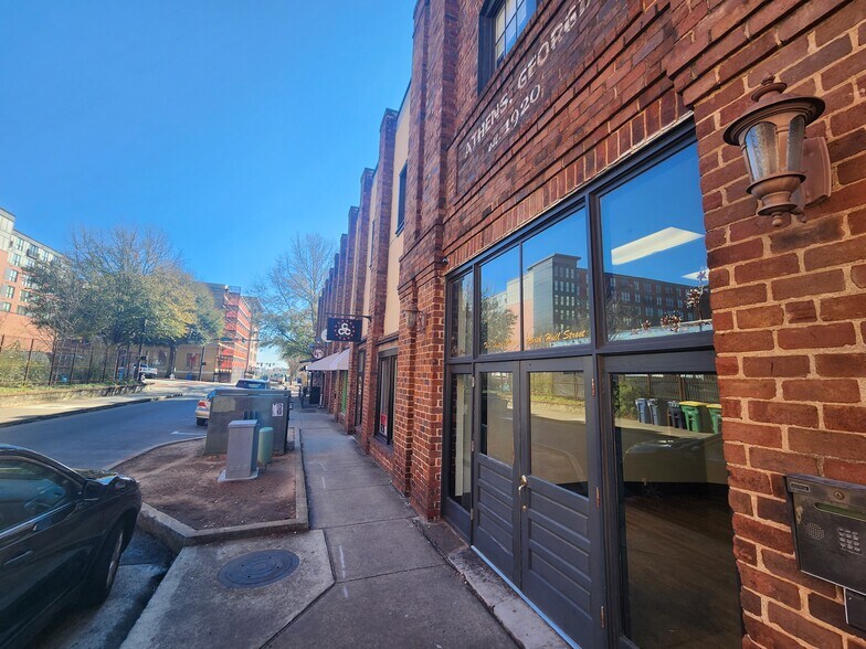 More Photos Of 269 N Hull St, Athens Apartments For Lease