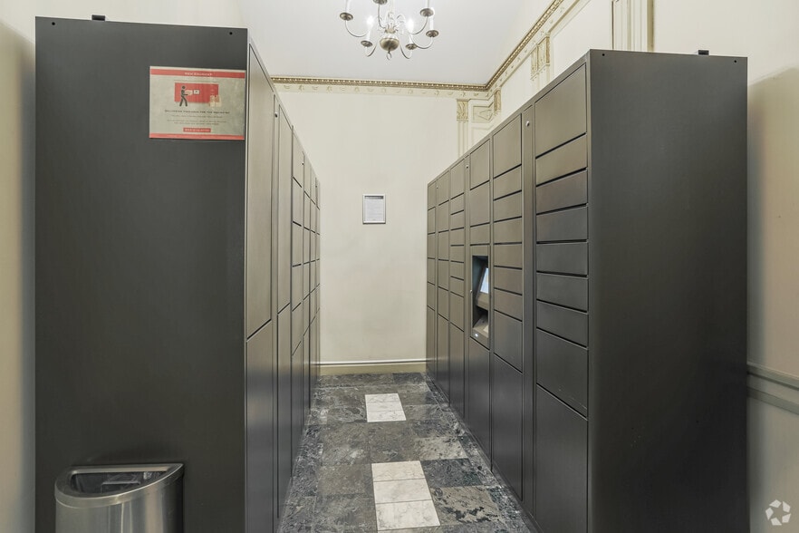 More Photos Of 5240 N Sheridan Rd, Chicago Apartments For Lease