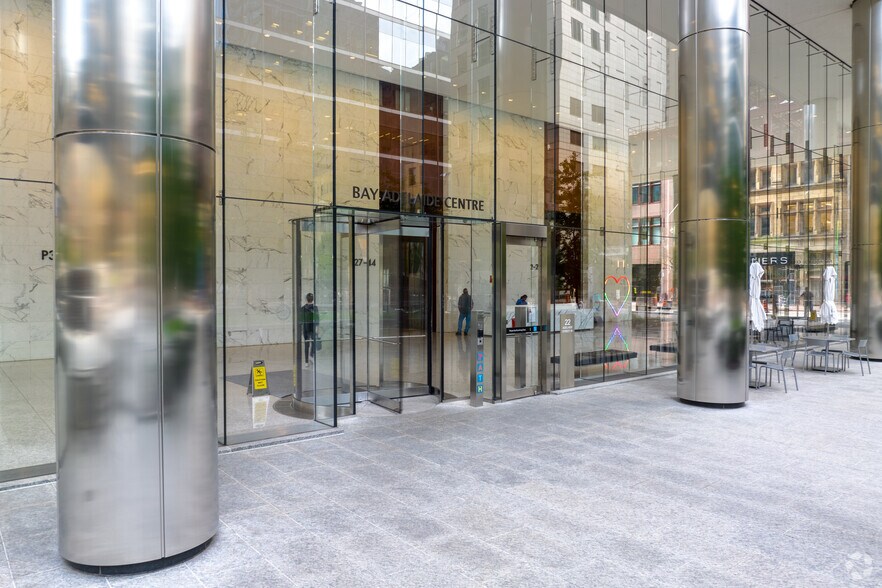 More Photos Of 22 Adelaide St W, Toronto Office For Lease