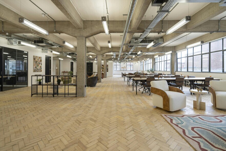 More Photos Of 15-27 Gee St, London Office Residential For Lease