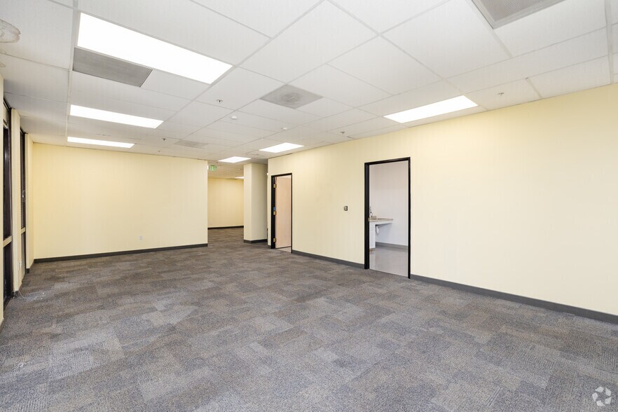 More Photos Of 6404 Wilshire Blvd, Los Angeles Medical For Lease