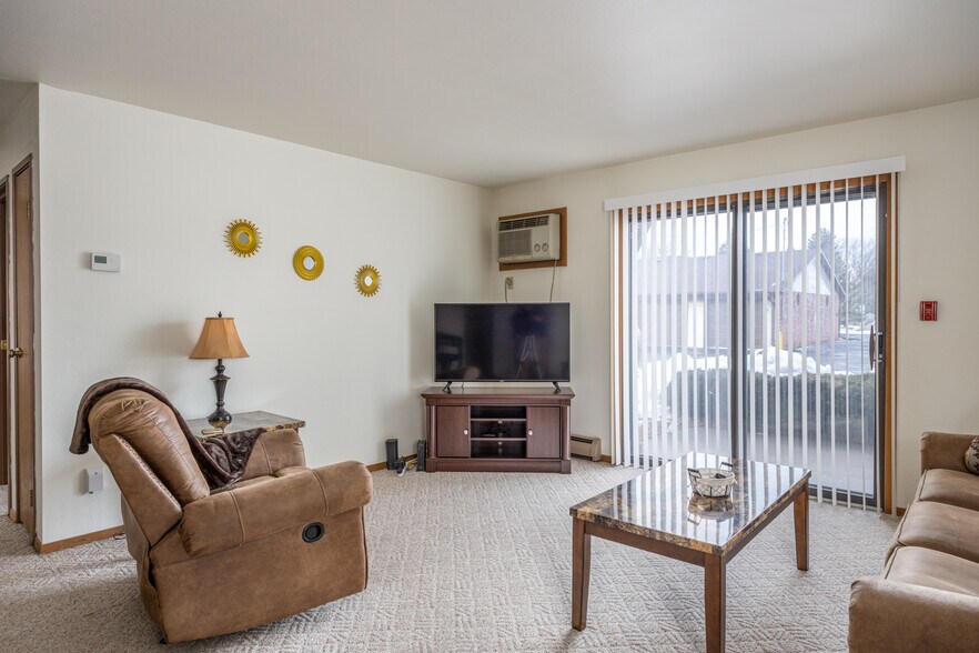 More Photos Of 205-235 W Calumet St, Appleton Apartments For Sale