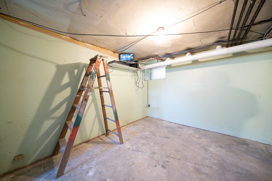 More Photos Of 48 8th Ave, Passaic Apartments For Sale